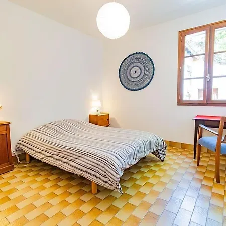 Casa de Férias Entre-deux-mers, 4 Chambres, Plage Gatseau *